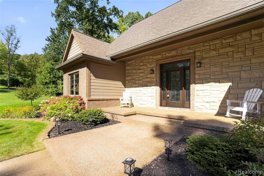 House in Ortonville, Michigan, United States 4 - 18988947