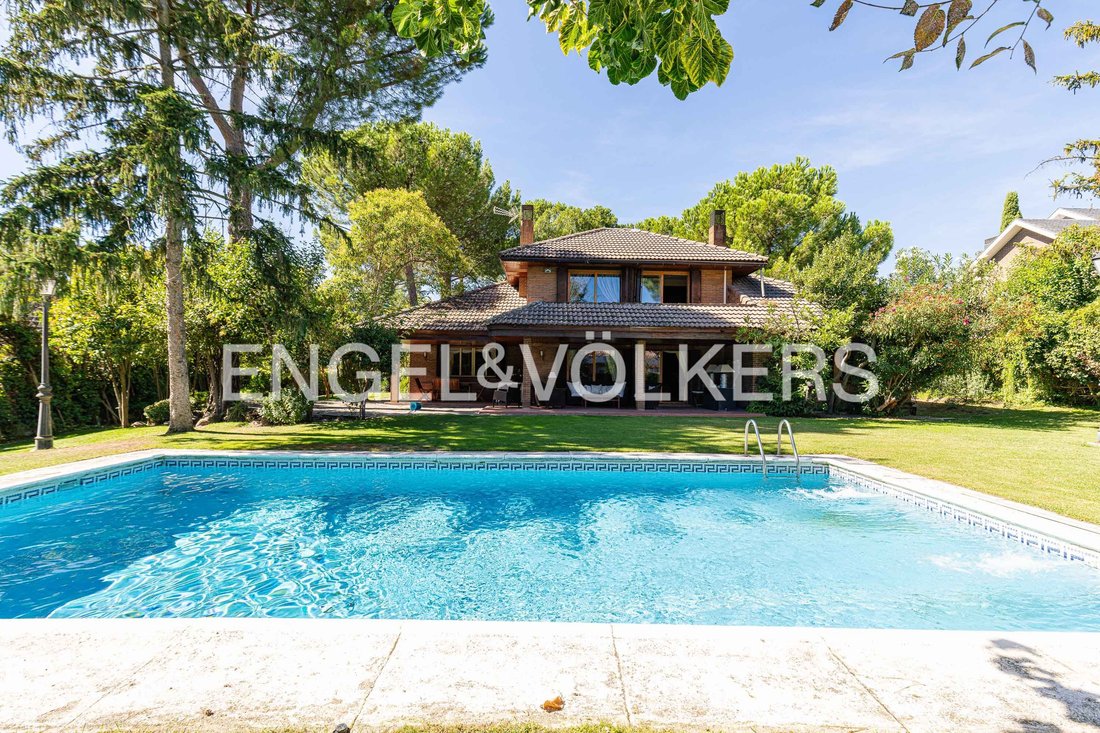 House in Majadahonda, Comunidad de Madrid, Spain 1 - 18989529
