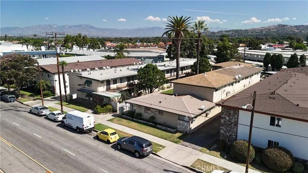Whittier, California, United States 2 - 18989001