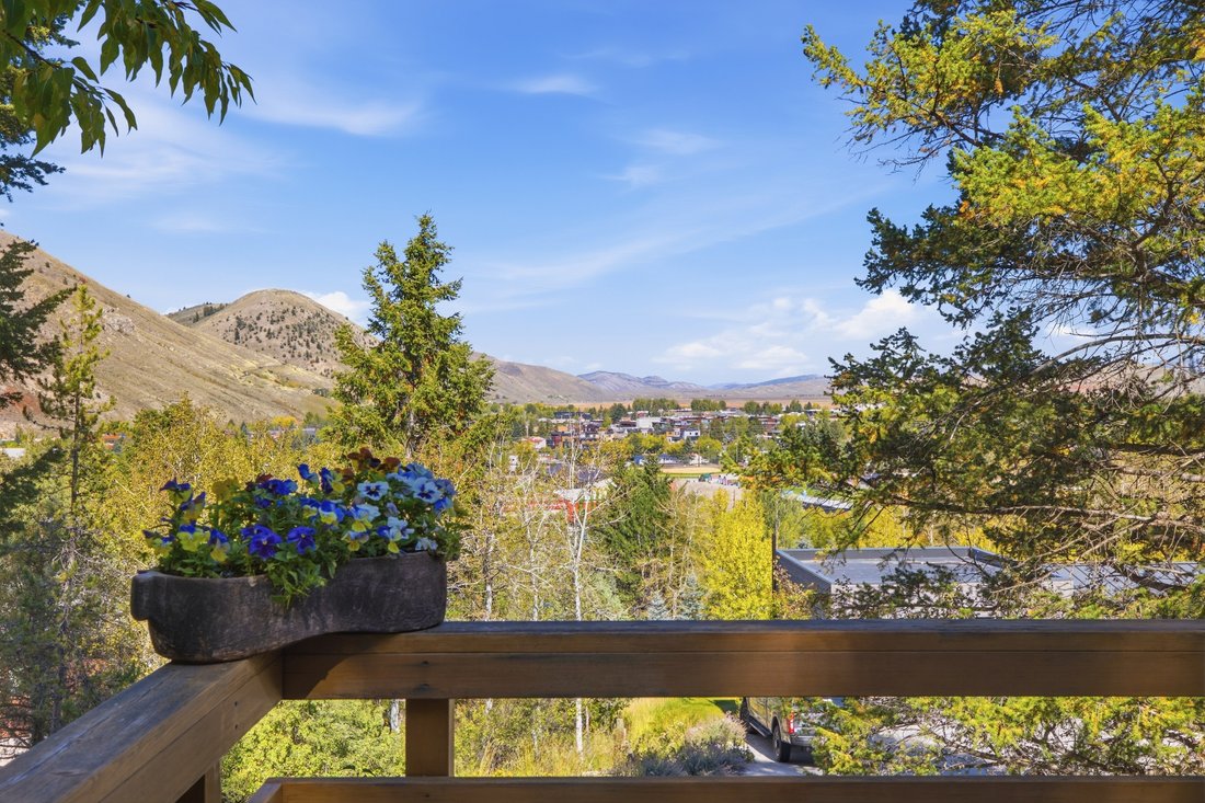 House in Jackson, Wyoming, United States 2 - 18987009