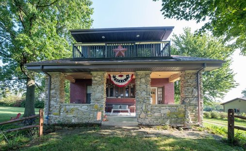 House in Aurora, Indiana, United States 1