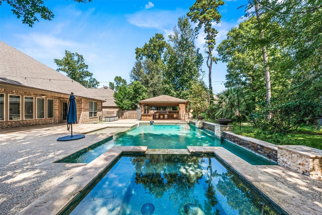 House in Conroe, Texas, United States 3 - 18989094