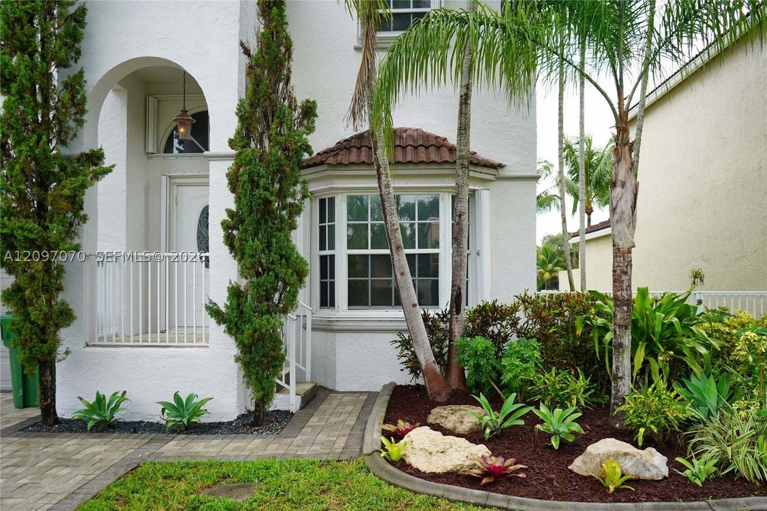 House in Pembroke Pines, Florida, United States 4 - 18988295
