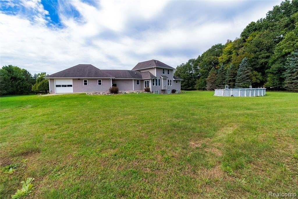 House in Lapeer, Michigan, United States 3 - 18988926