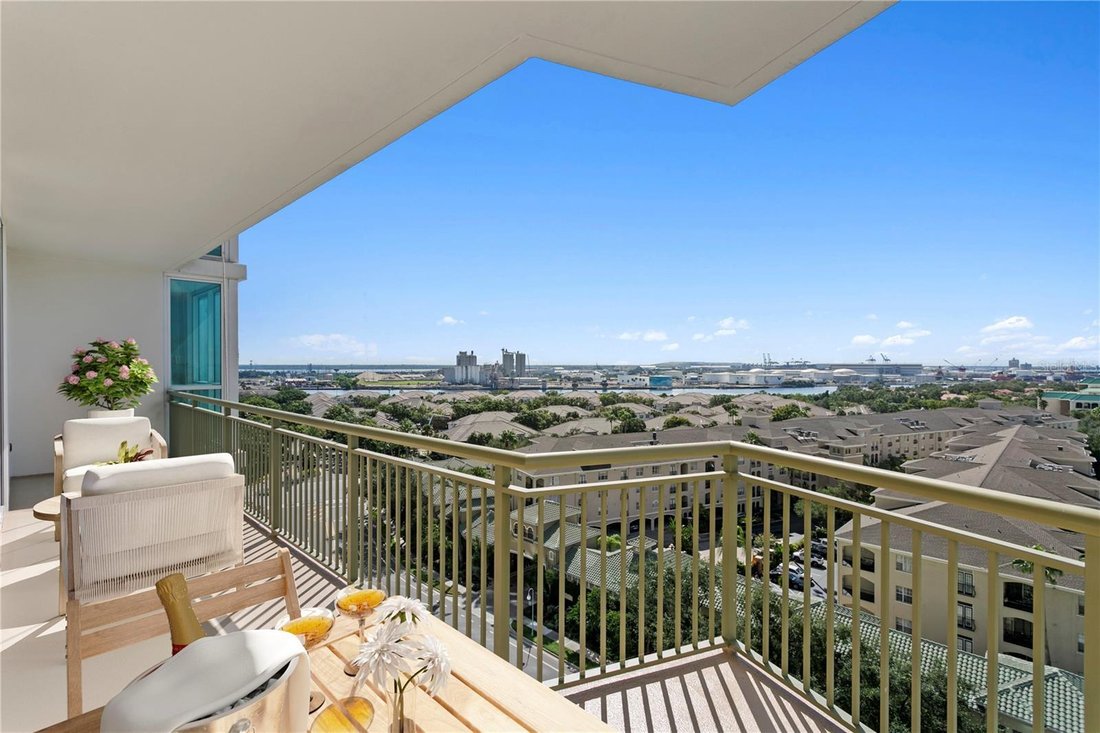Condo in Tampa, Florida, United States 3 - 18988409