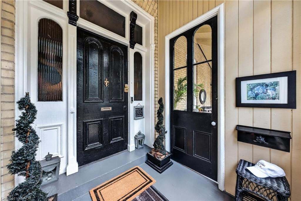 House in Stratford, Ontario, Canada 4 - 18989555
