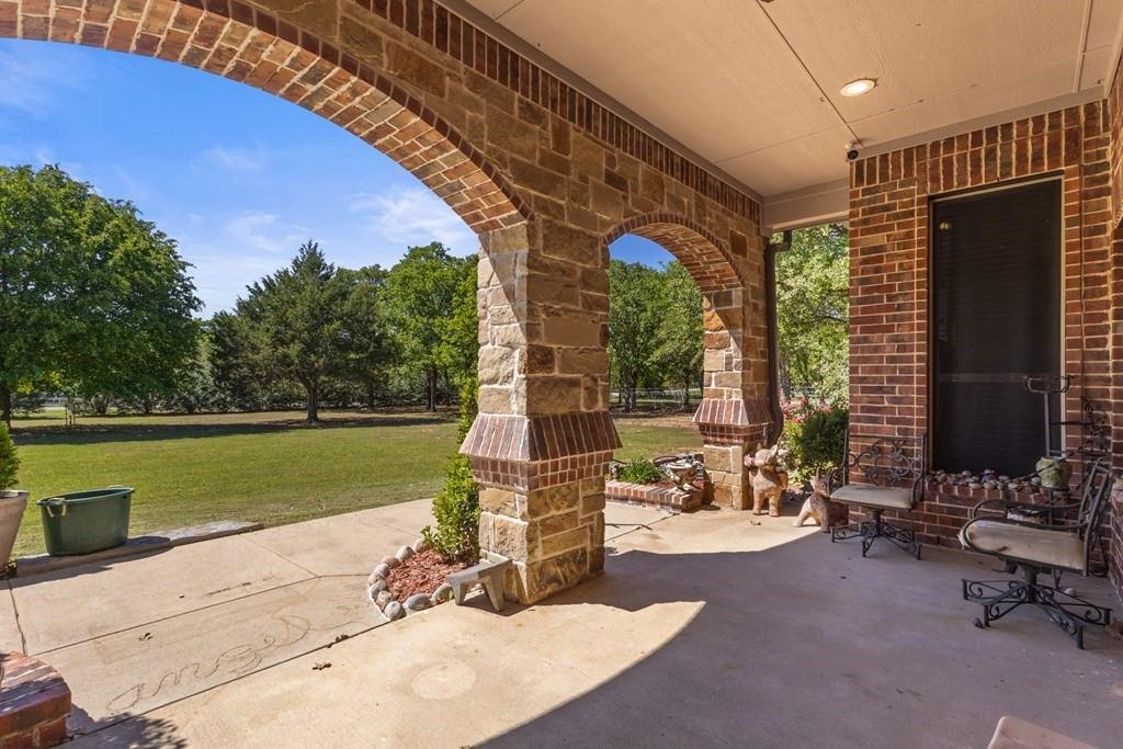House in Tool, Texas, United States 3 - 18988634