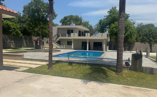 House in Santiago, Nuevo Leon, Mexico 1