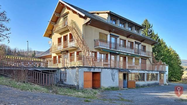 Estate in Cruseilles, Auvergne-Rhône-Alpes, France 2 - 17438488