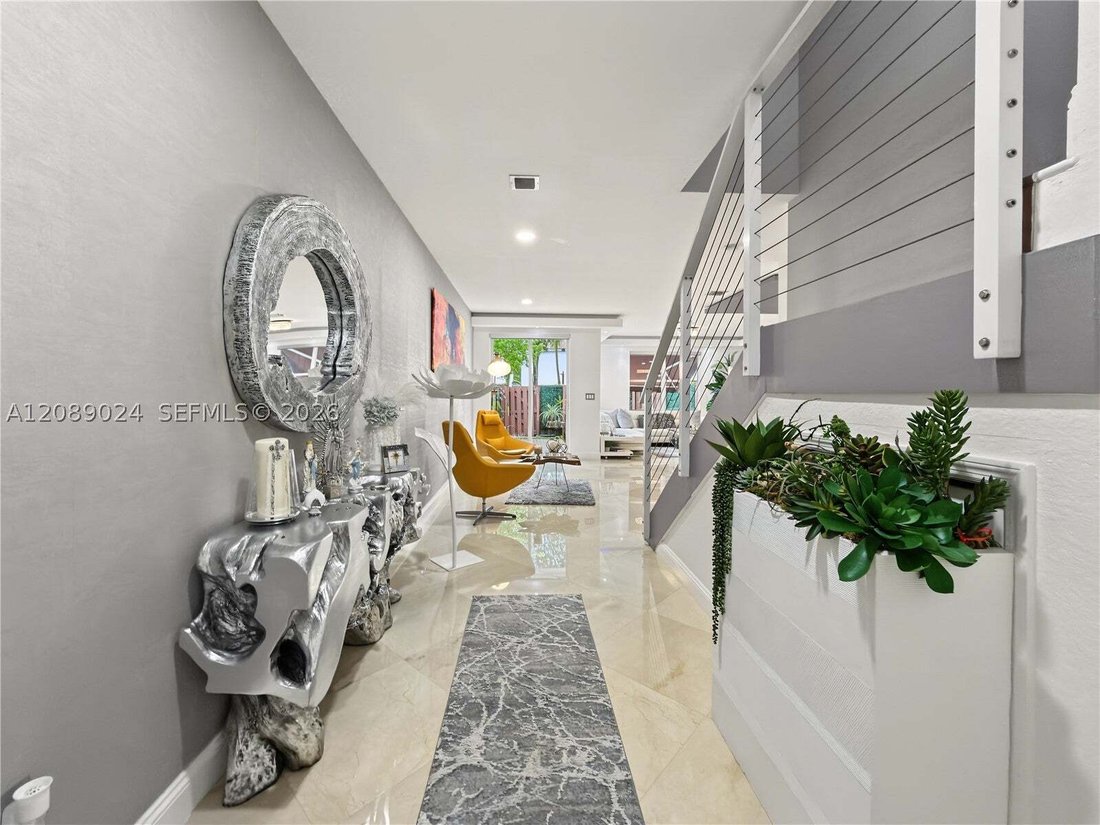 House in Doral, Florida, United States 4 - 18988325