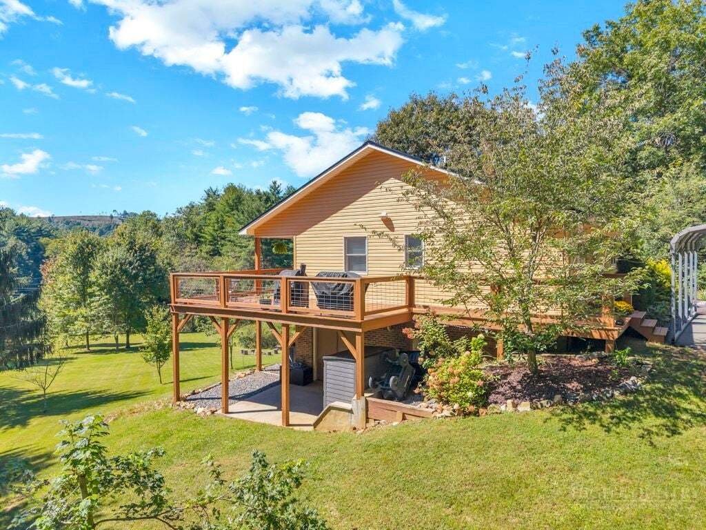 House in West Jefferson, North Carolina, United States 5 - 18988034