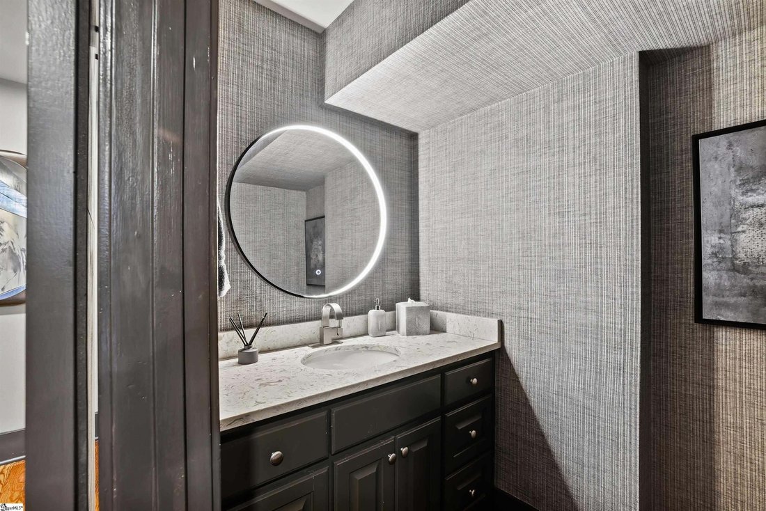 Condo in Greenville, South Carolina, United States 5 - 18988014