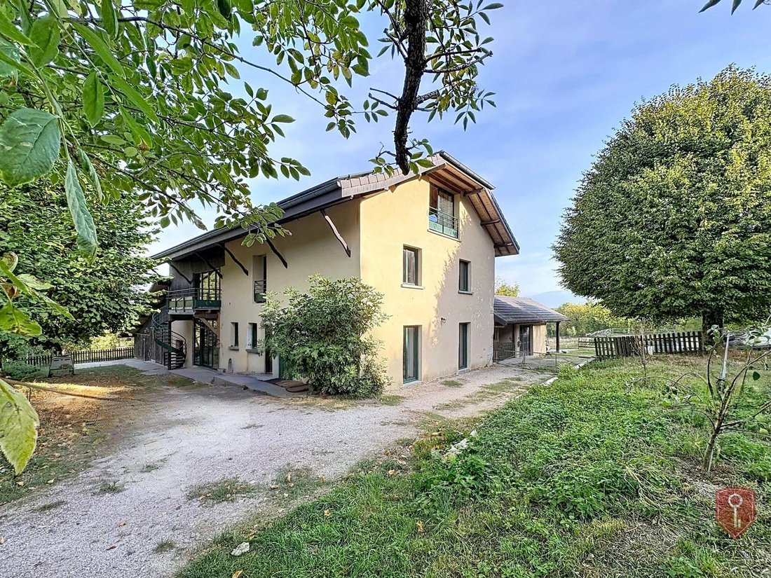 House in Seyssel, Auvergne-Rhône-Alpes, France 1 - 18989627