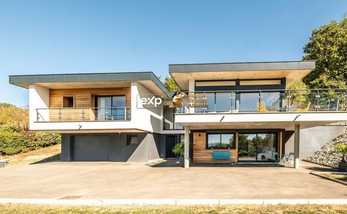 House in Cités, Thonon-les-Bains, France 1