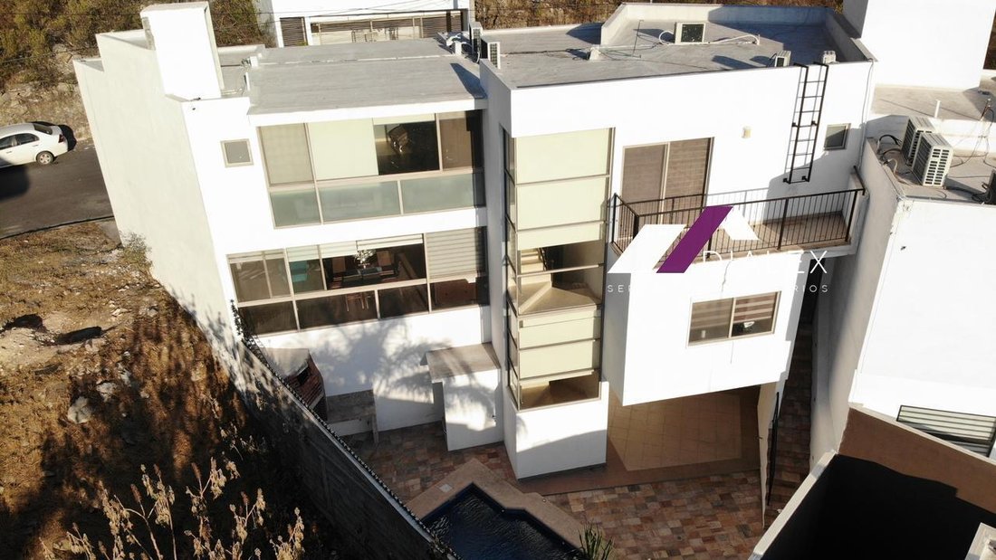House in Monterrey, Nuevo Leon, Mexico 2 - 18989567