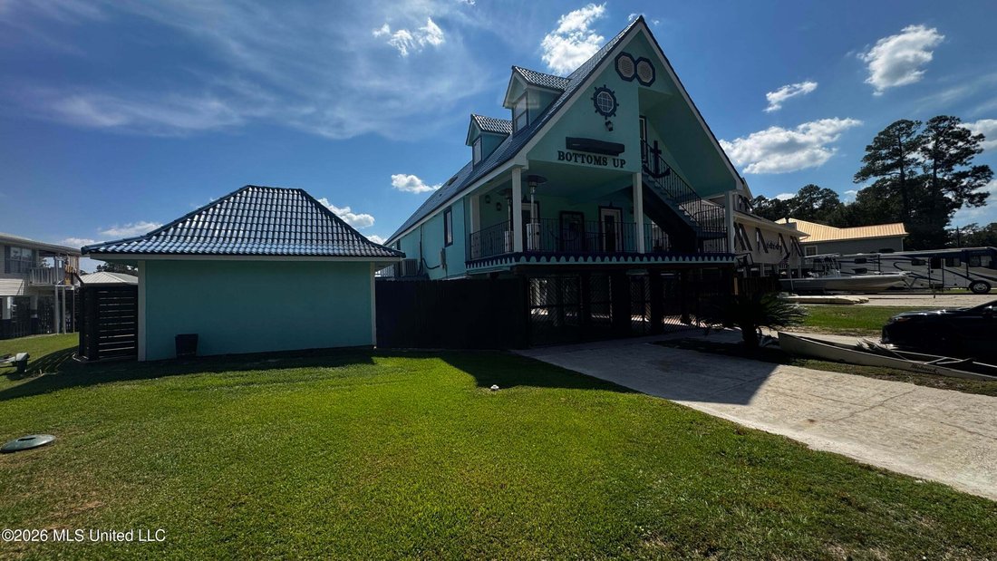 House in Kiln, Mississippi, United States 2 - 18988017