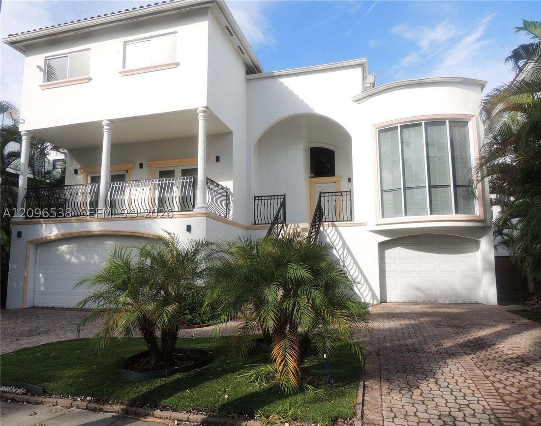 House in Miami, Florida, United States 1 - 18988322