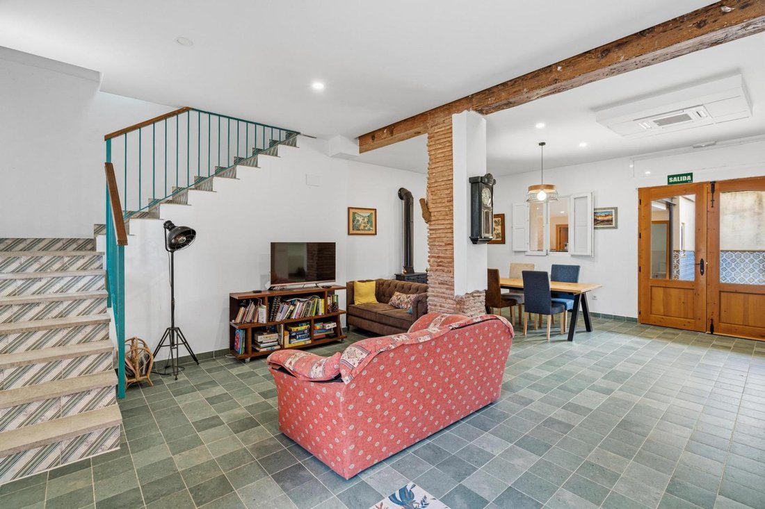 Country House in Alzira, Valencian Community, Spain 3 - 18988137