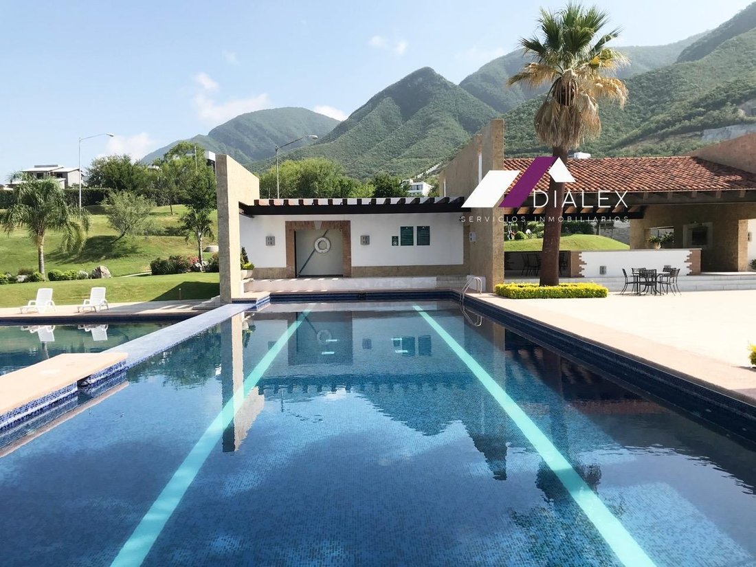 House in Monterrey, Nuevo Leon, Mexico 3 - 18989605