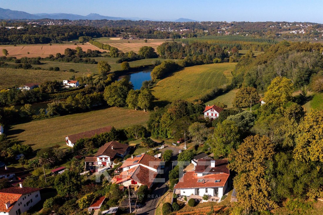 House in Villefranque, Nouvelle-Aquitaine, France 3 - 18989921