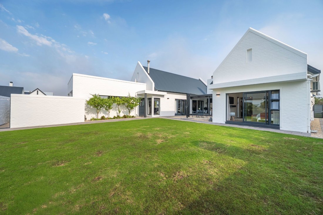 House in Saint Francis Links, Eastern Cape, South Africa 2 - 18987824