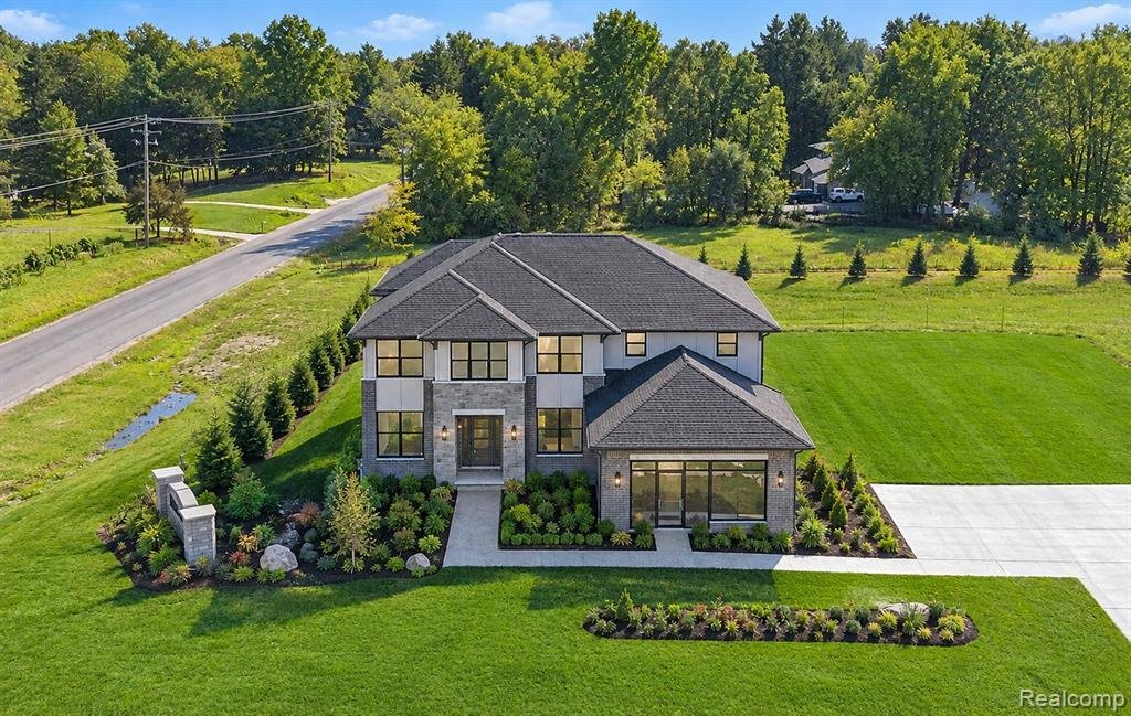 House in Washington, Michigan, United States 1 - 18988950