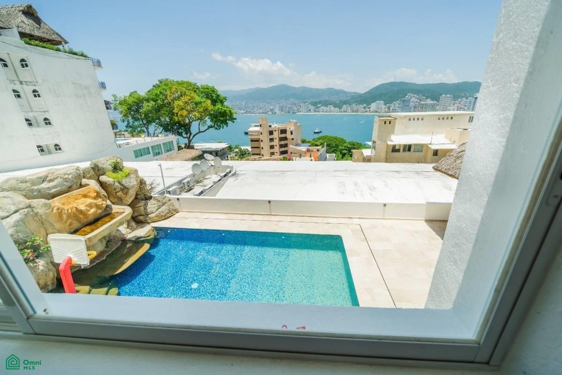 House in Acapulco, Guerrero, Mexico 2 - 18592236