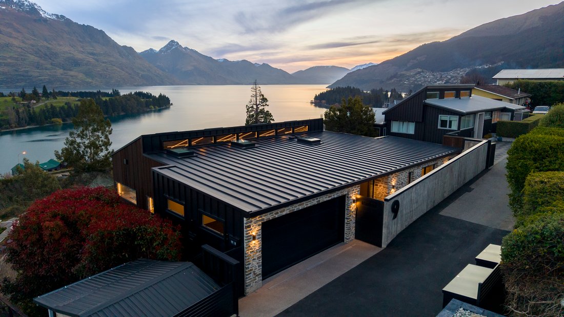 House in Queenstown, Otago, New Zealand 1 - 18987352
