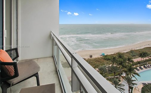 Condo in Miami Beach, Florida, United States 1