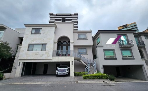 House in San Pedro Garza García, Nuevo Leon, Mexico 1
