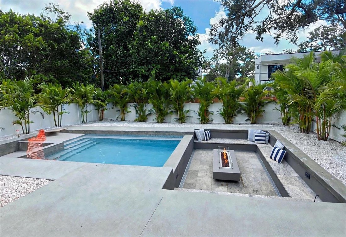 House in Sarasota, Florida, United States 3 - 17341044