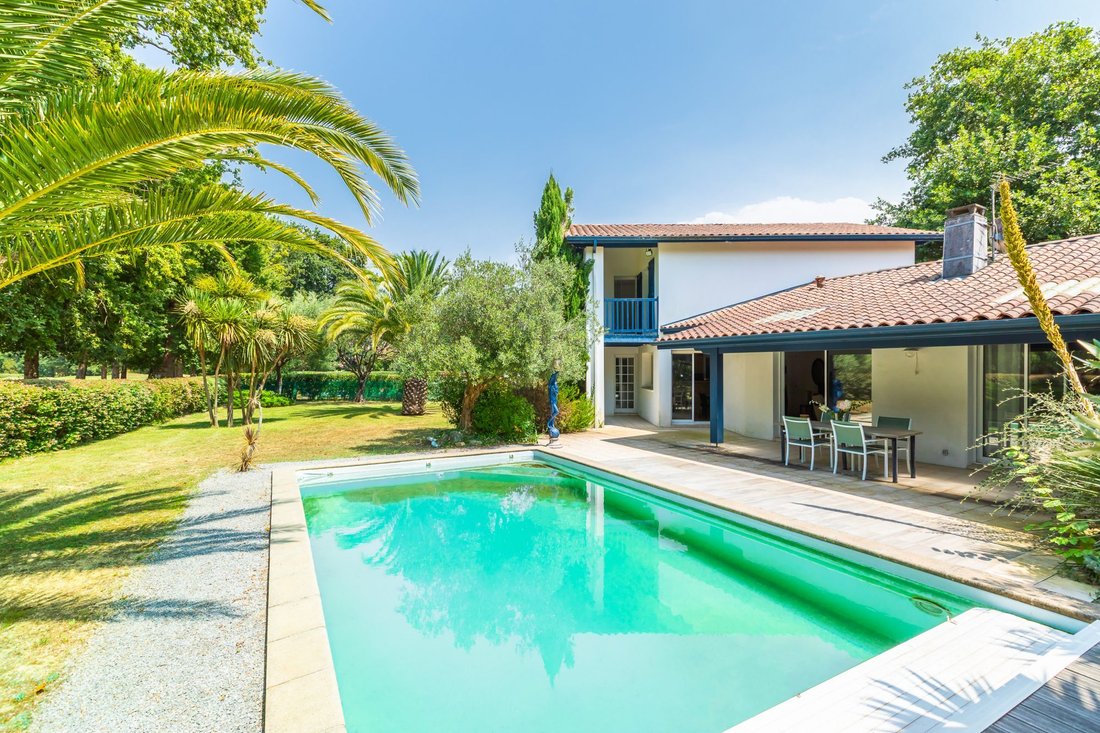 House in Bassussarry, Nouvelle-Aquitaine, France 2 - 16077879