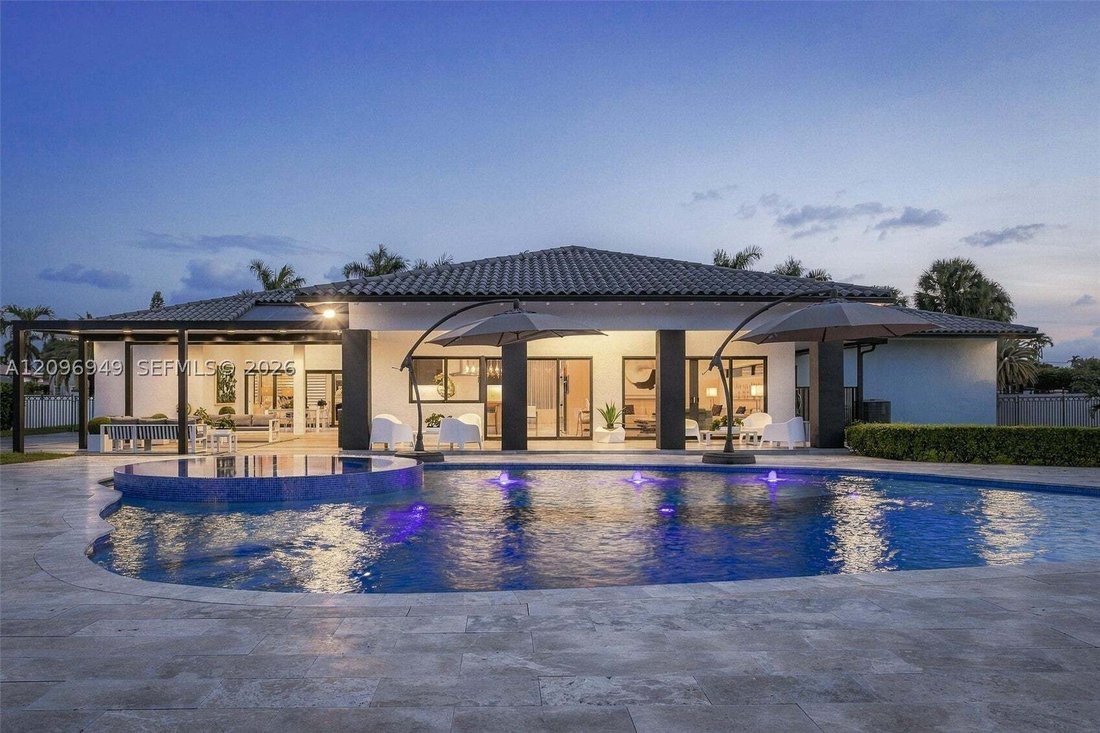 House in Miami Lakes, Florida, United States 1 - 18988335