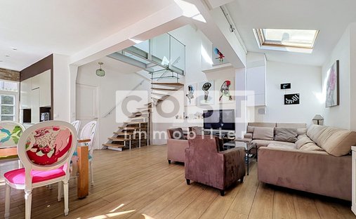 House in Centre-Voltaire, Asnières-sur-Seine, France 1