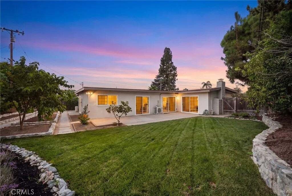 Maison à Claremont, Californie, États-Unis 2 - 18772025