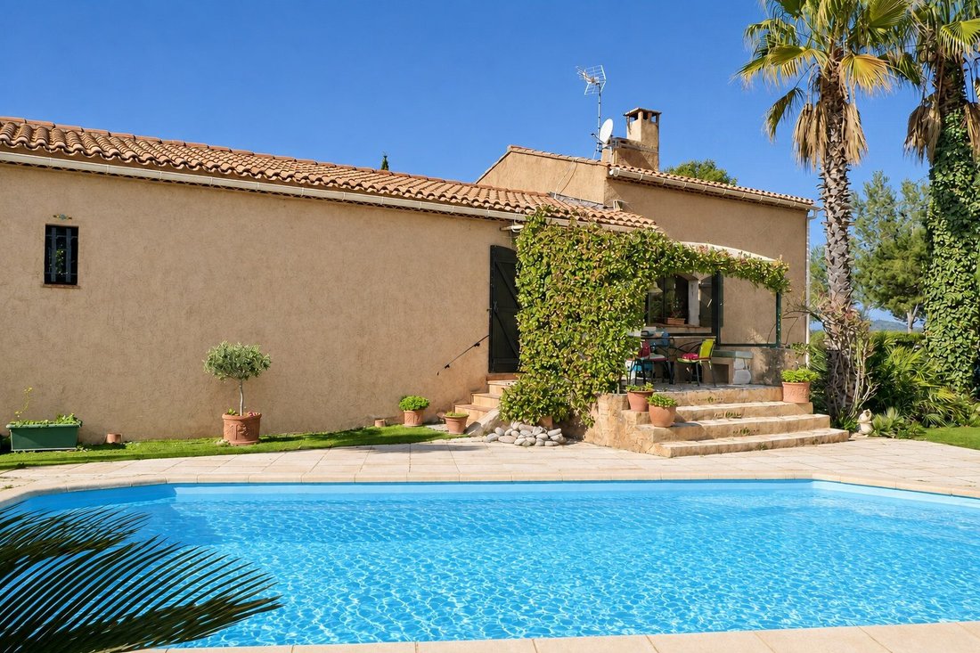 House in Bandol, Provence-Alpes-Côte d'Azur, France 3 - 18990720
