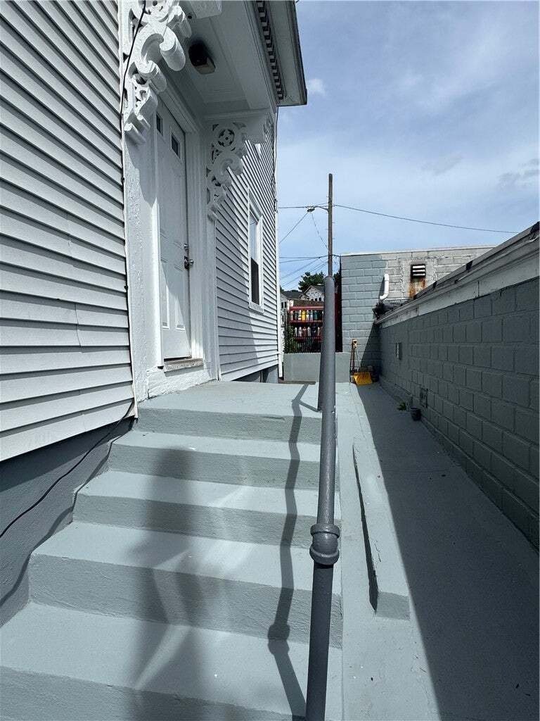 Providence, Rhode Island, United States 3 - 18987534