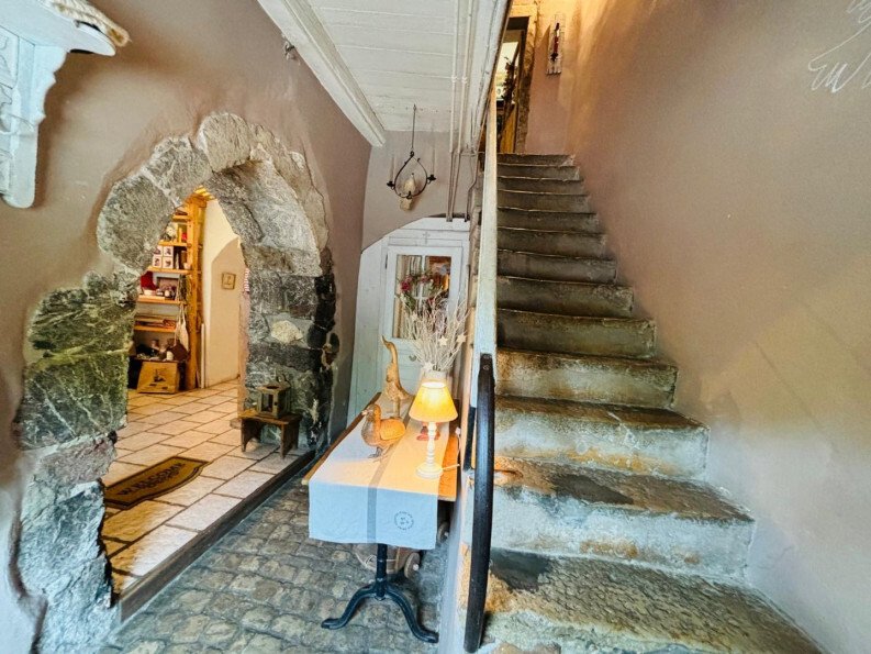 House in Menthon-Saint-Bernard, Auvergne-Rhône-Alpes, France 2 - 18989524