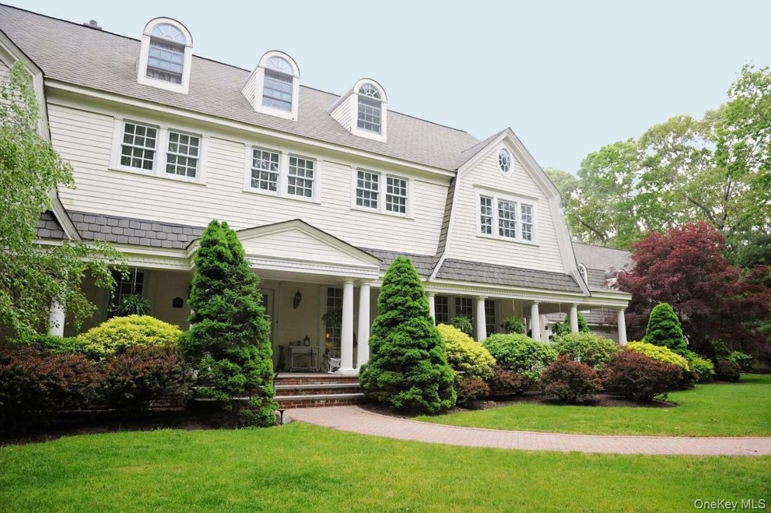 Southold, New York, United States 1 - 18989327