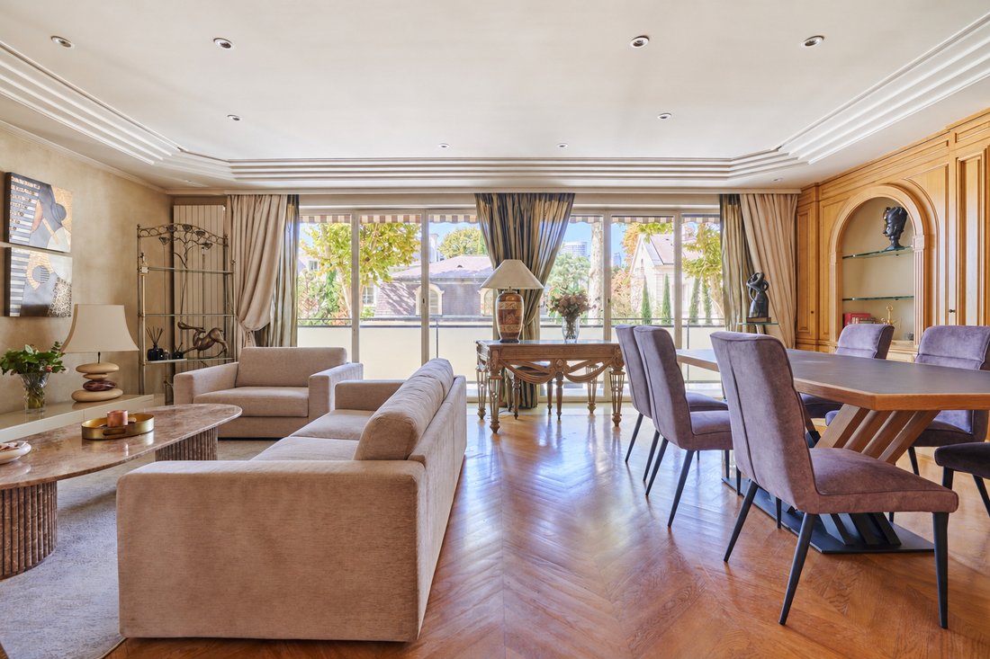 Apartment in La Plaine des Sablons, Neuilly-sur-Seine, France 2 - 18989827