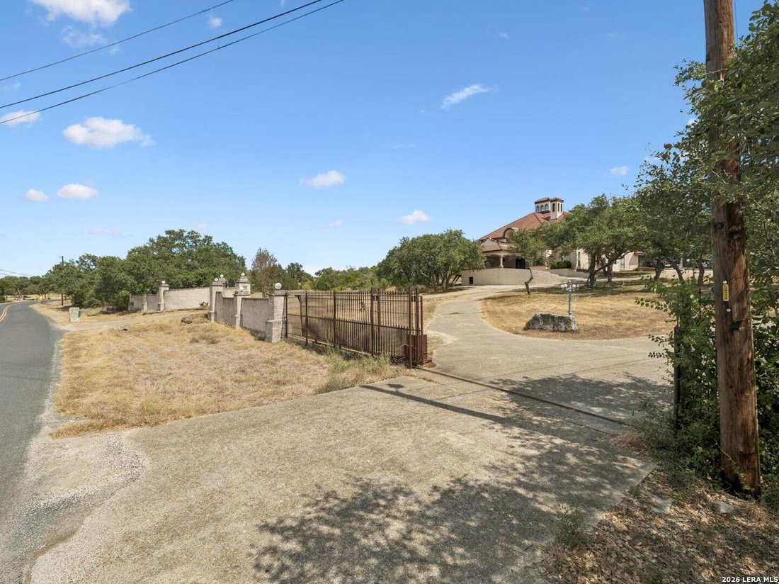 House in San Antonio, Texas, United States 5 - 18988830