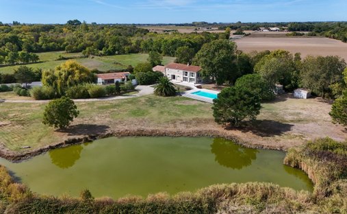 Casa en Saint-Georges-d'Oléron, Nueva Aquitania, Francia 1