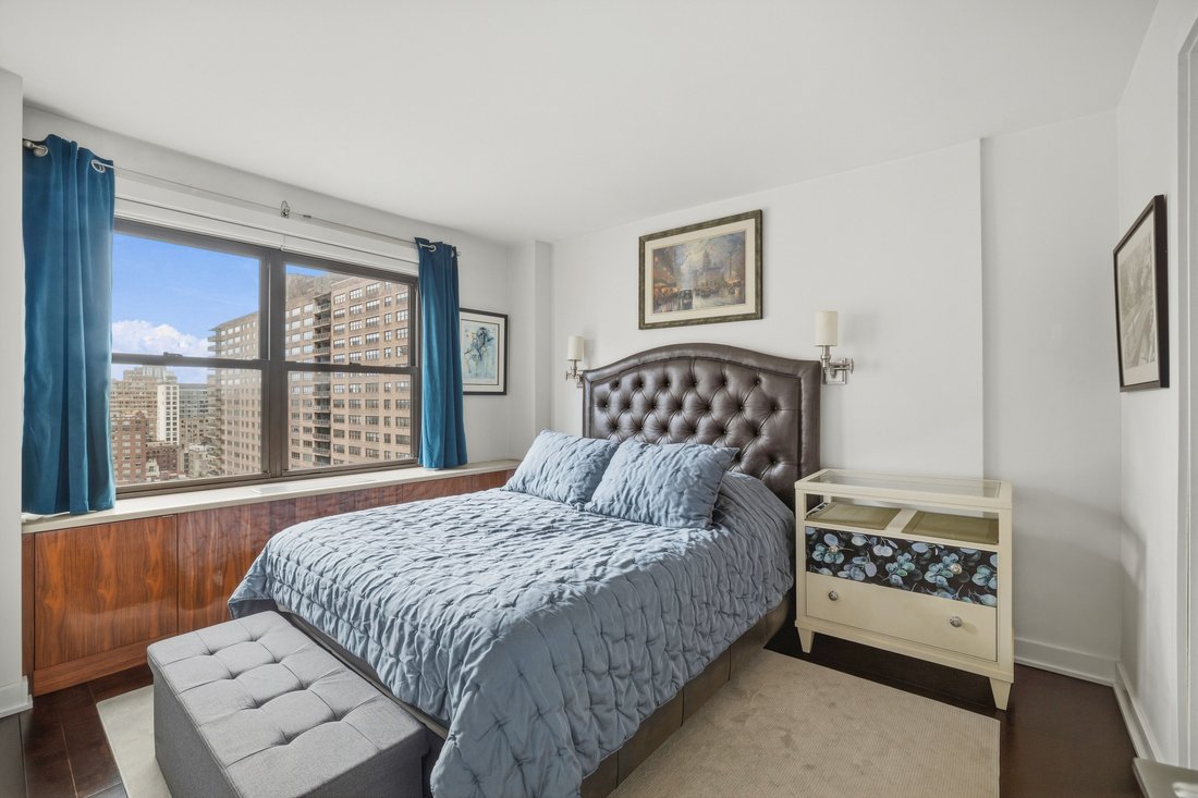 Co Op in New York, New York, United States 5 - 18990733
