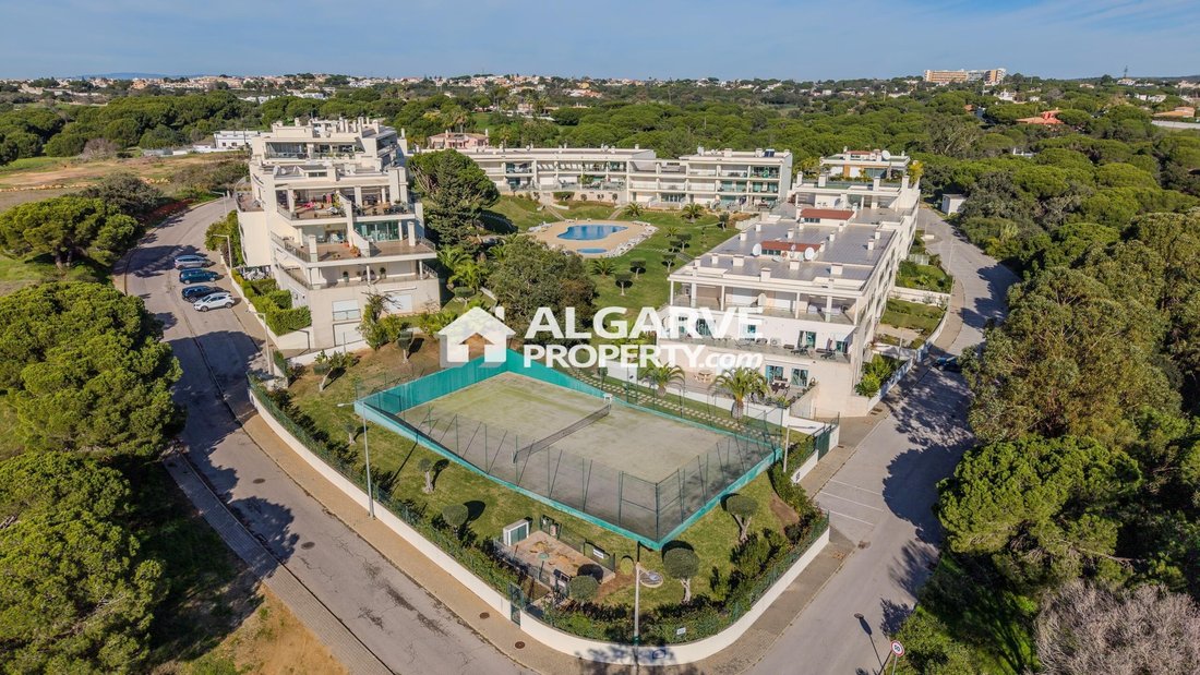 Apartment in Olhos de Agua, Algarve, Portugal 1 - 18989655