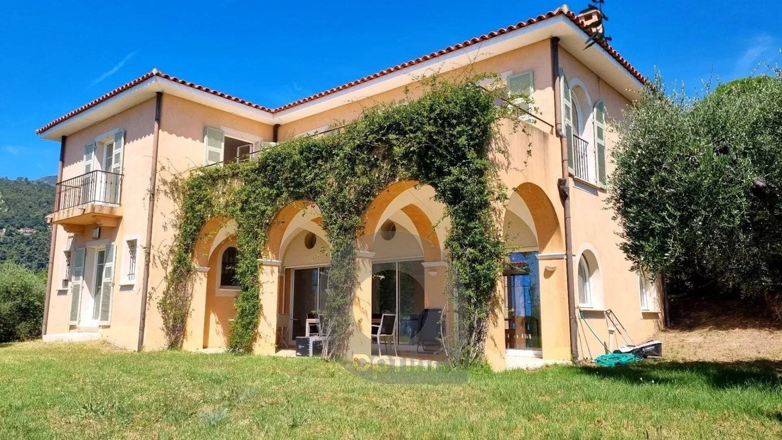 Villa in Menton, Provence-Alpes-Côte d'Azur, France 2 - 18411656