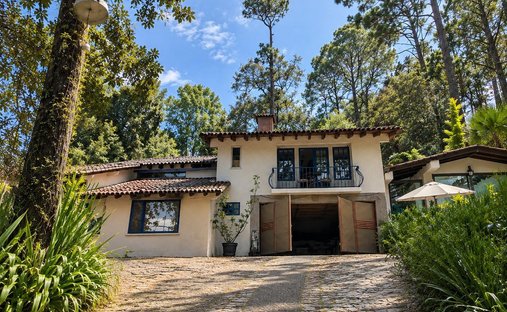 House in Tenantongo, State of Mexico, Mexico 1