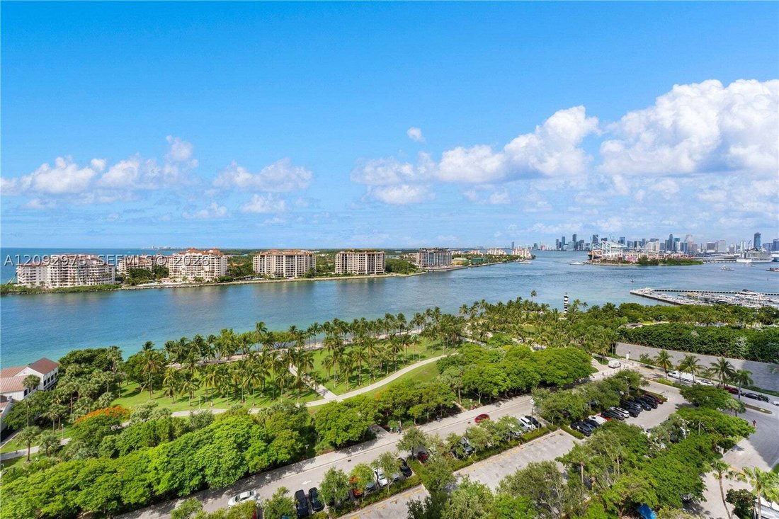 Condo in Miami Beach, Florida, United States 3 - 18988324