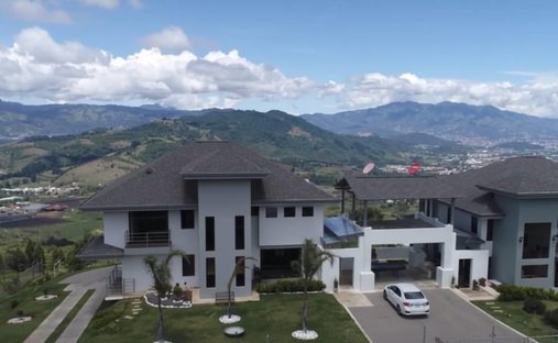 House in El Tejar de El Guarco, Cartago Province, Costa Rica 1