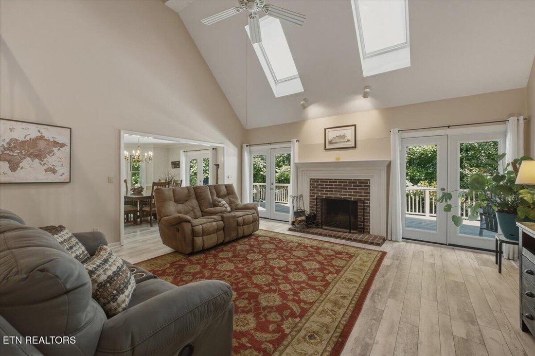 House in Knoxville, Tennessee, United States 4 - 18988903