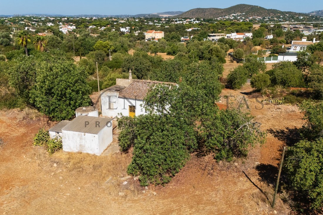 Almancil, Algarve, Portugal 5 - 18989666